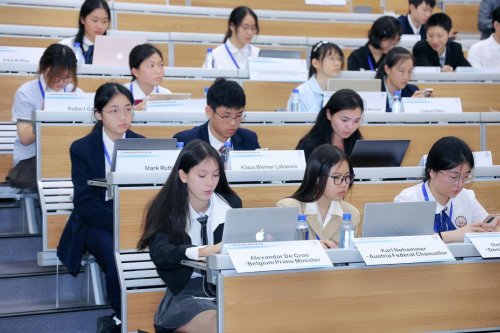 青少年代表获益多 12人获评2023模拟联合国可持续发展大会最佳代表